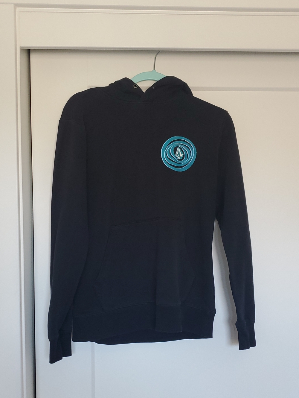 Volcom Men’s Black Hoodie with Blue Emblem